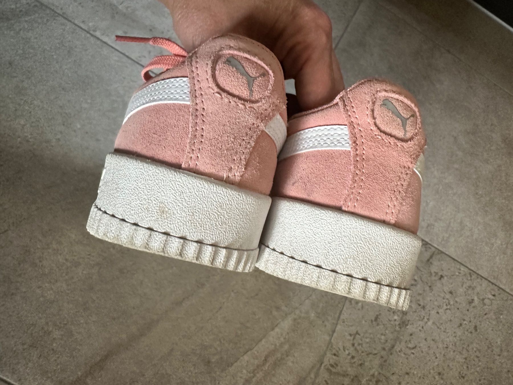 Puma Schuhe für Mädchen: Puma sneakers 37 – Gebraucht aus Ebikon von nat_jzh5 2
