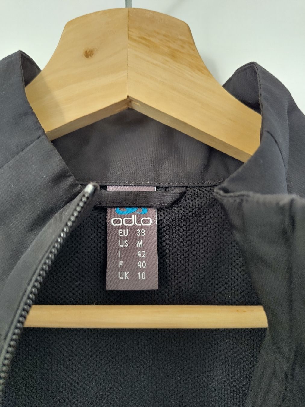 Odlo Gilet & Giacche: Gilet von Odlo – Usato da Wädenswil venduto da plantmom 1