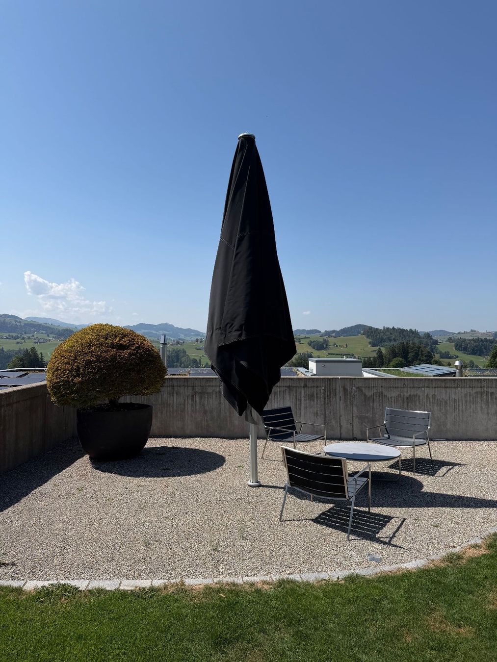 Glatz Sonnenschirme: Grosser Glatz Sonnenschirm – Gebraucht aus Niederteufen von Basil95 1