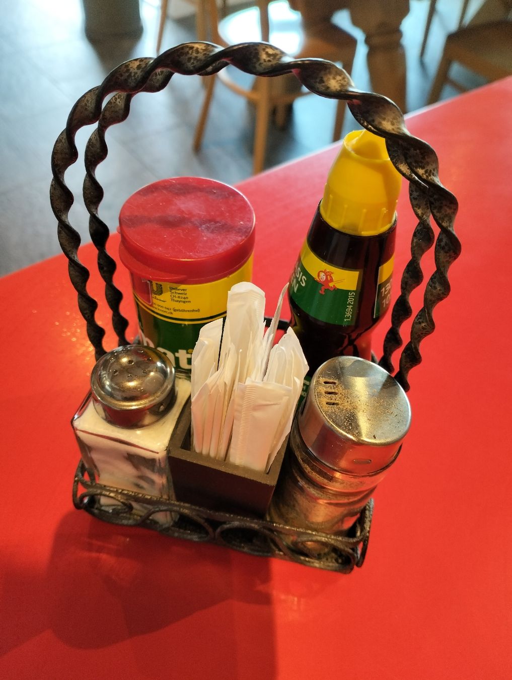 Cuisines complètes: 9 Stk. Menagen – D'occasion à Gommiswald par ram_xqt8