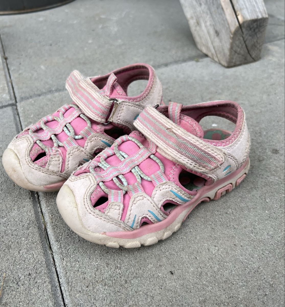 Scarpe per ragazze: Schuhpaket Gr. 25 – Usato da Lützelflüh-Goldb venduto da F1tom 6