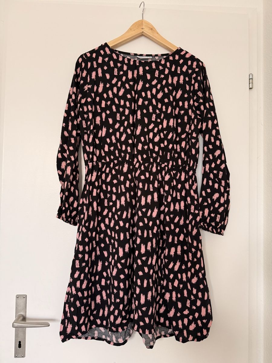 Kleider: Kleid Damen Schwarz Rosa gr L – Gebraucht aus Belp von Lu96
