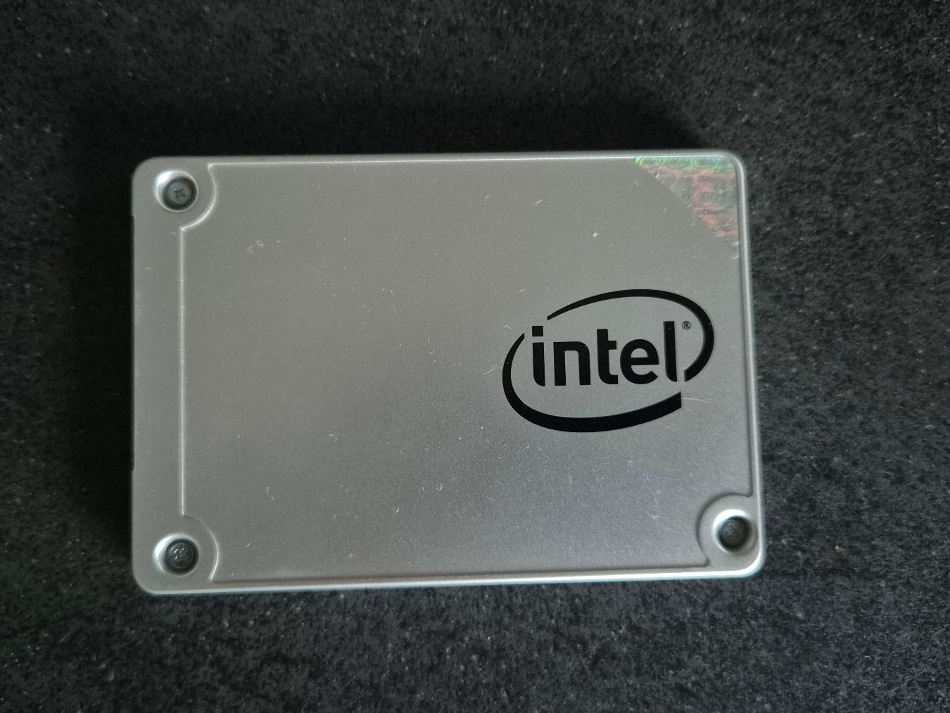 Intel Dischi rigidi: Intel SSD 540 Series, 240GB - occasion! – Usato da Tramelan venduto da Fabb