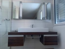 Großes Sanitär- und Möbel-Komplettset für Haus / Wohnung