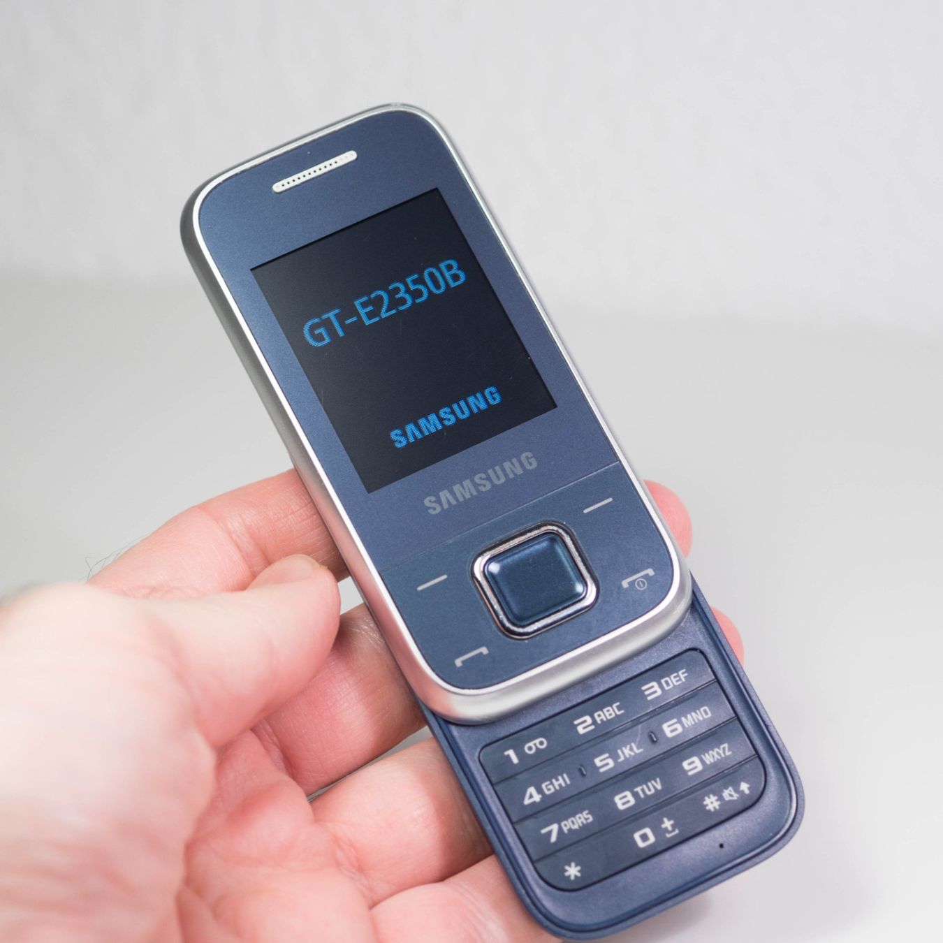 Samsung Telefoni cellulari / Smartphones: Samsung GT-E2350 Mobile Phone – Usato da Thörishaus venduto da vintagger 2