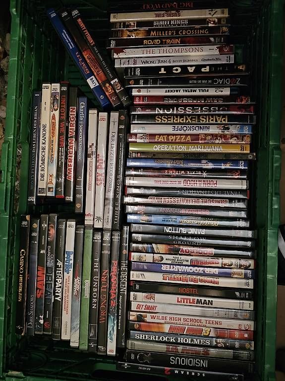 Tous les DVDs: DVD Sammlung 230stk – D'occasion à Thun par Sir09 2