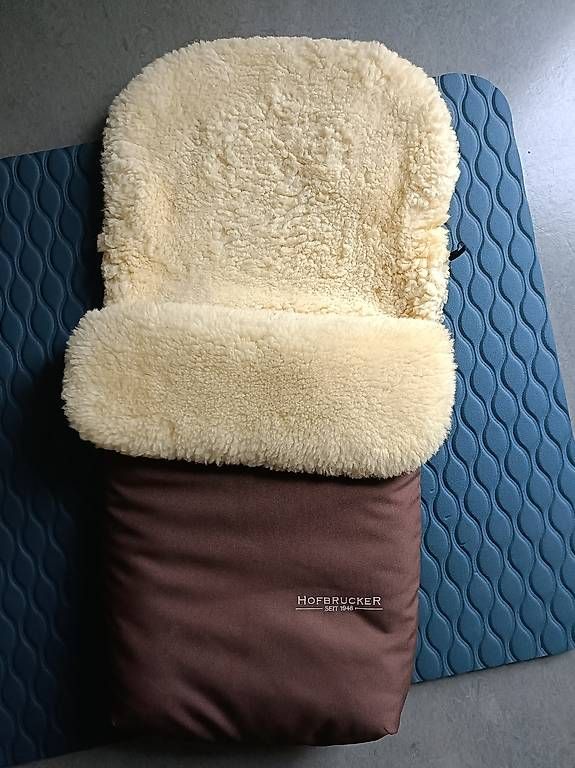 Sacchi a pelo: Lammfell Fusssack PUTZI Hofbrucker Fell – Usato da Langenthal venduto da chliMo 3