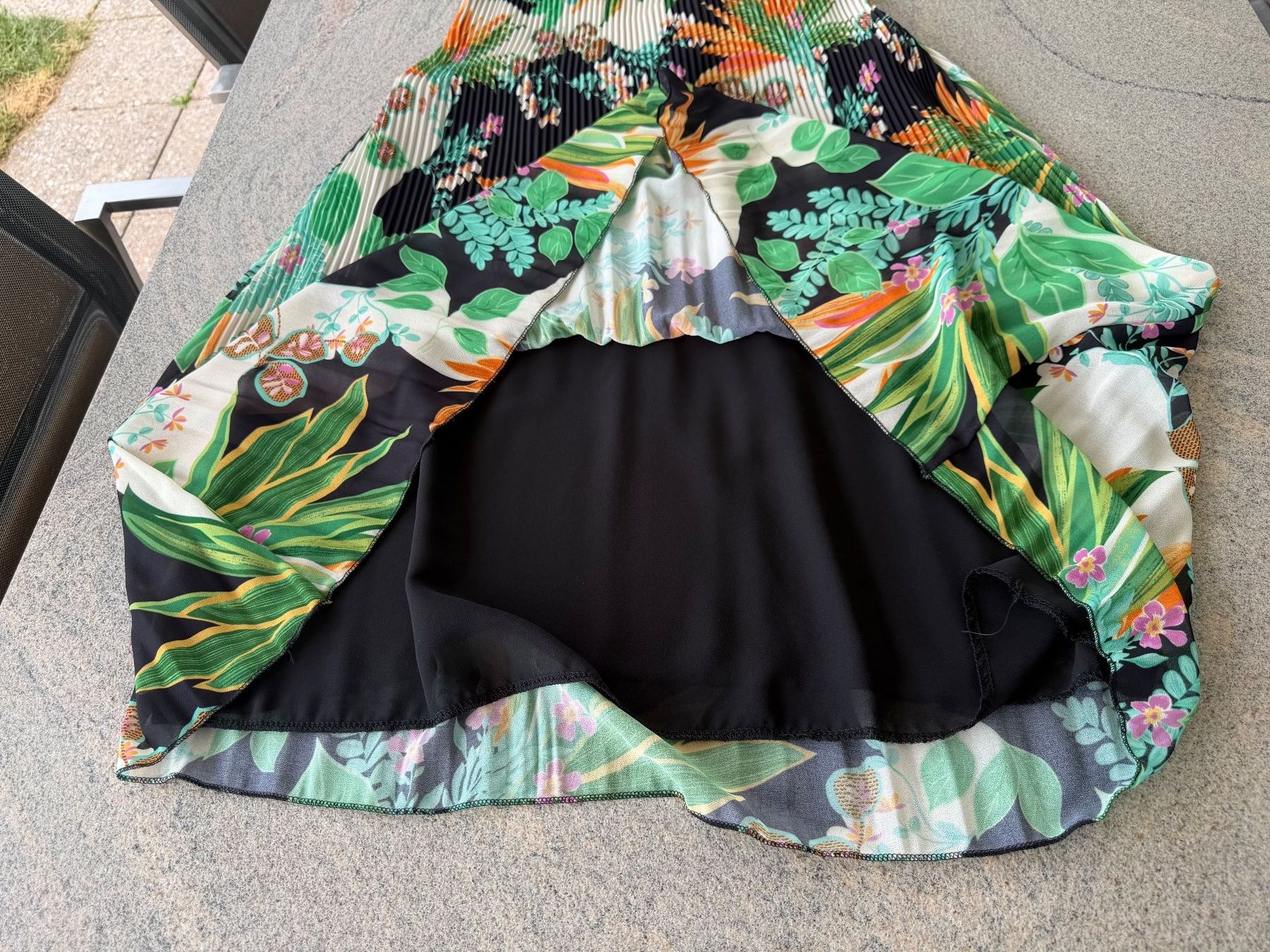 Kleider: Sommerkleid - NEU – Neu (gemäss Beschreibung) aus Geroldswil von Jeremy11 6