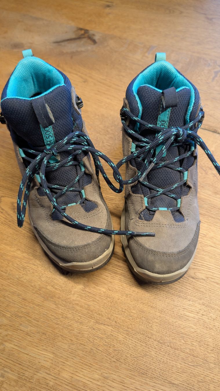 Scarpe per ragazzi: Wanderschuhe Kinder Grösse 32  – Usato da Hüttlingen venduto da Remalimo