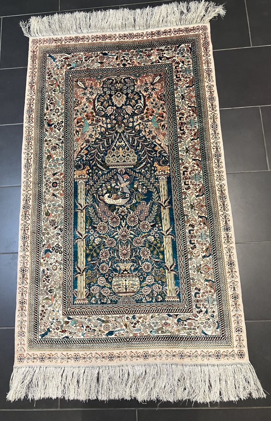 Tappeti: Seidenteppich / Wandteppich – Usato da Wolfwil venduto da Verbenia