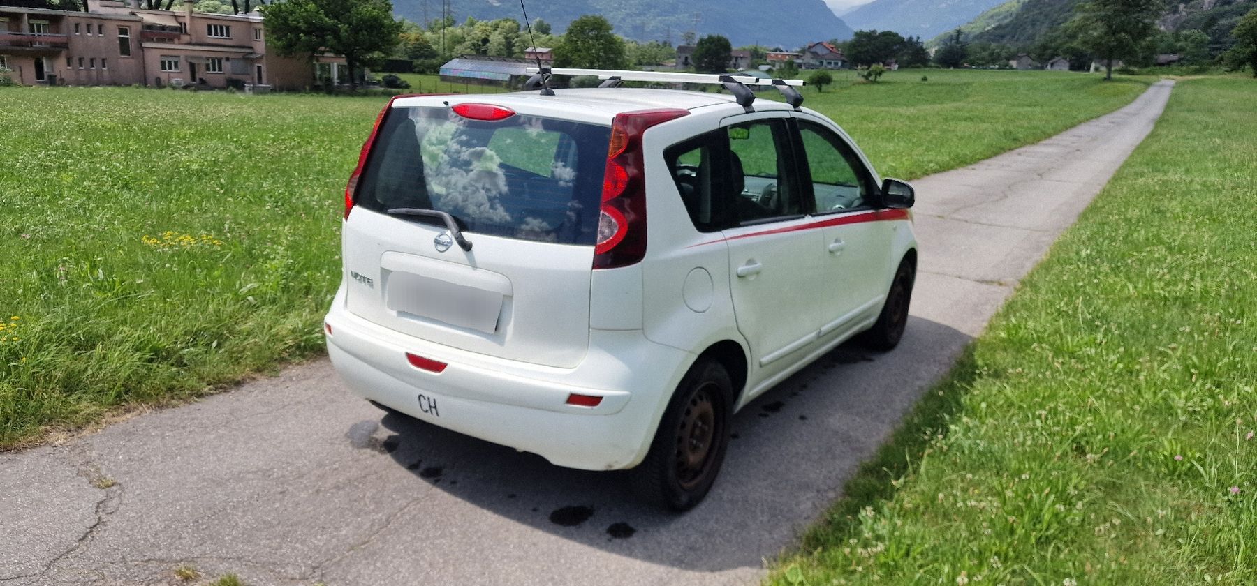 Nissan Automobili: Nissan Note 1.4i – Usato da Giubiasco venduto da AUTOTECNICA 4