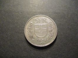 5.- Fr 1932  Superbe pièce  Superbe qualité