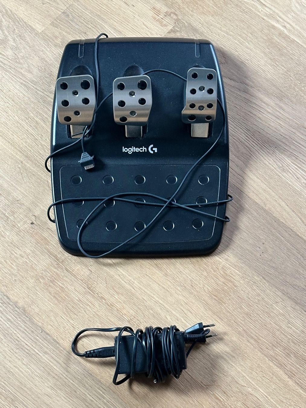 Logitech Controller: Logitech Lenkrad G920 inkl. Pedale / Shifter – Usato da Gunzgen venduto da jan_5gmg 6