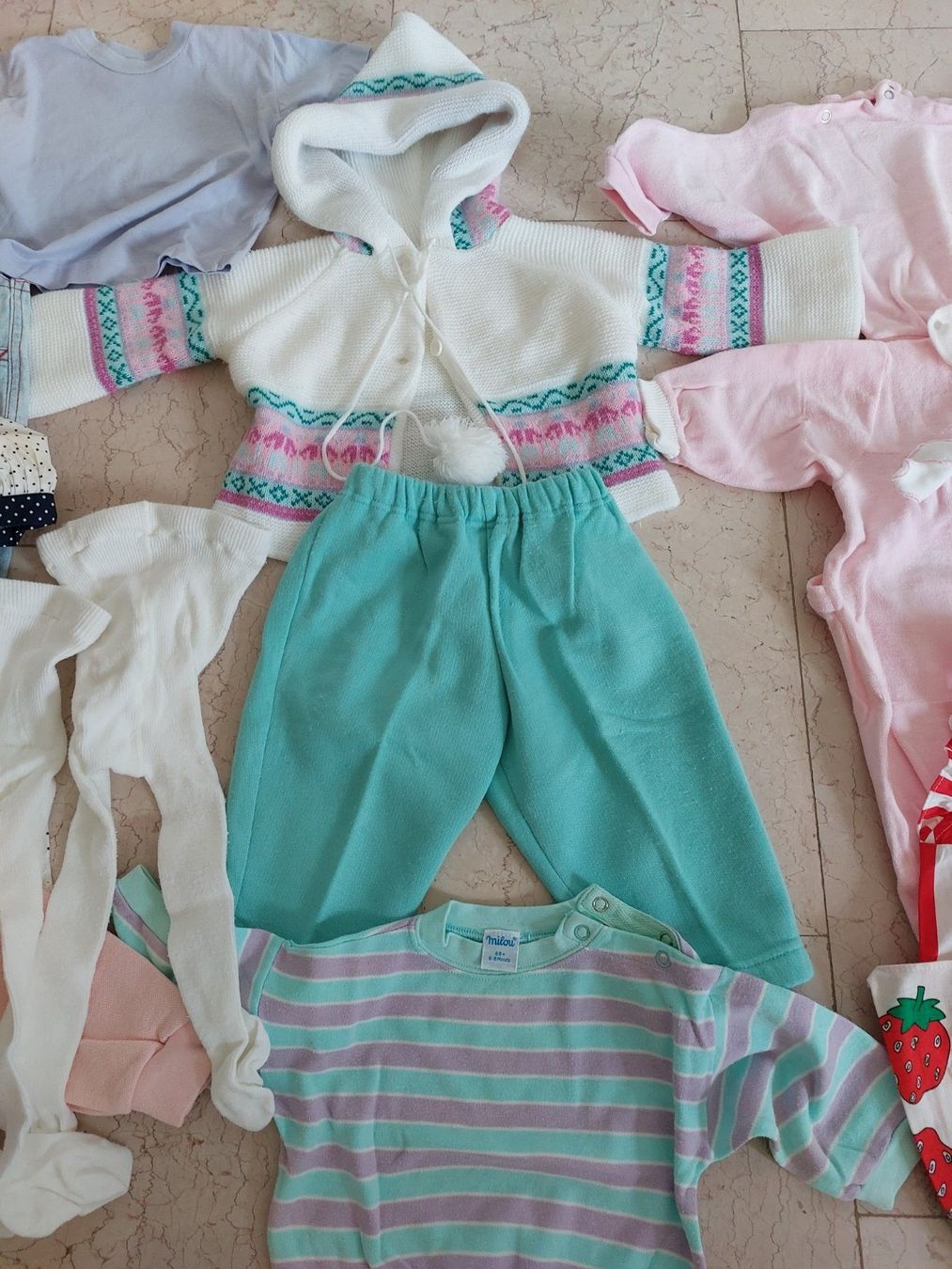 Lotti & Set di vestiti: Babykleider – Usato da Zürich venduto da Stenat 2