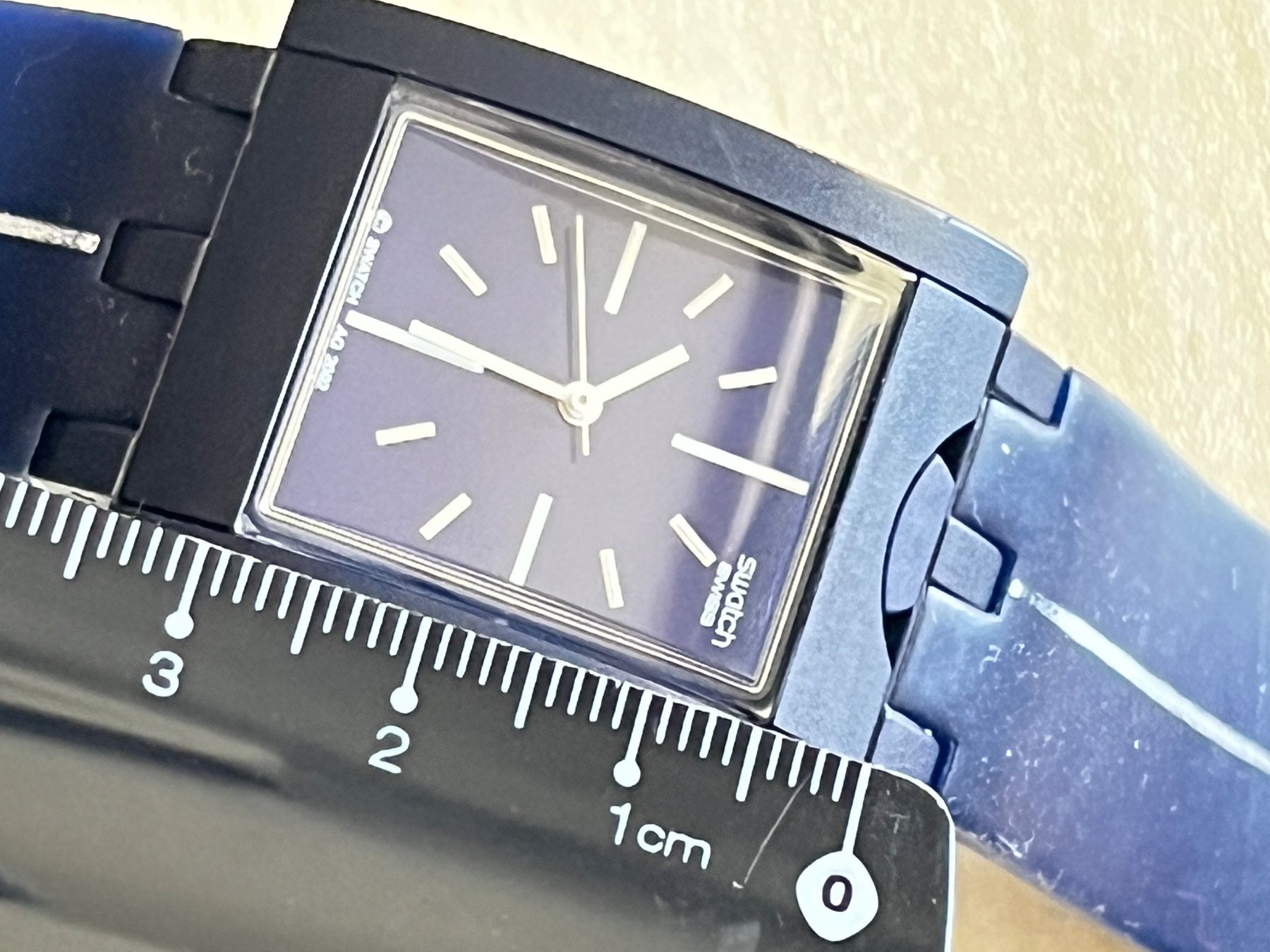 Swatch Orologi: Swatch  Unisex Uhr, Dunkelblau – Usato da Grenchen venduto da chththl 3
