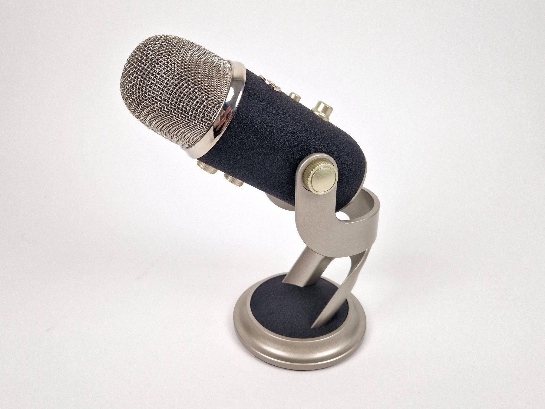 Microphones: Blue Yeti Pro Tischmikrofon – Neuf avec emballage d'origine à Basel par Restwert_Basel 2