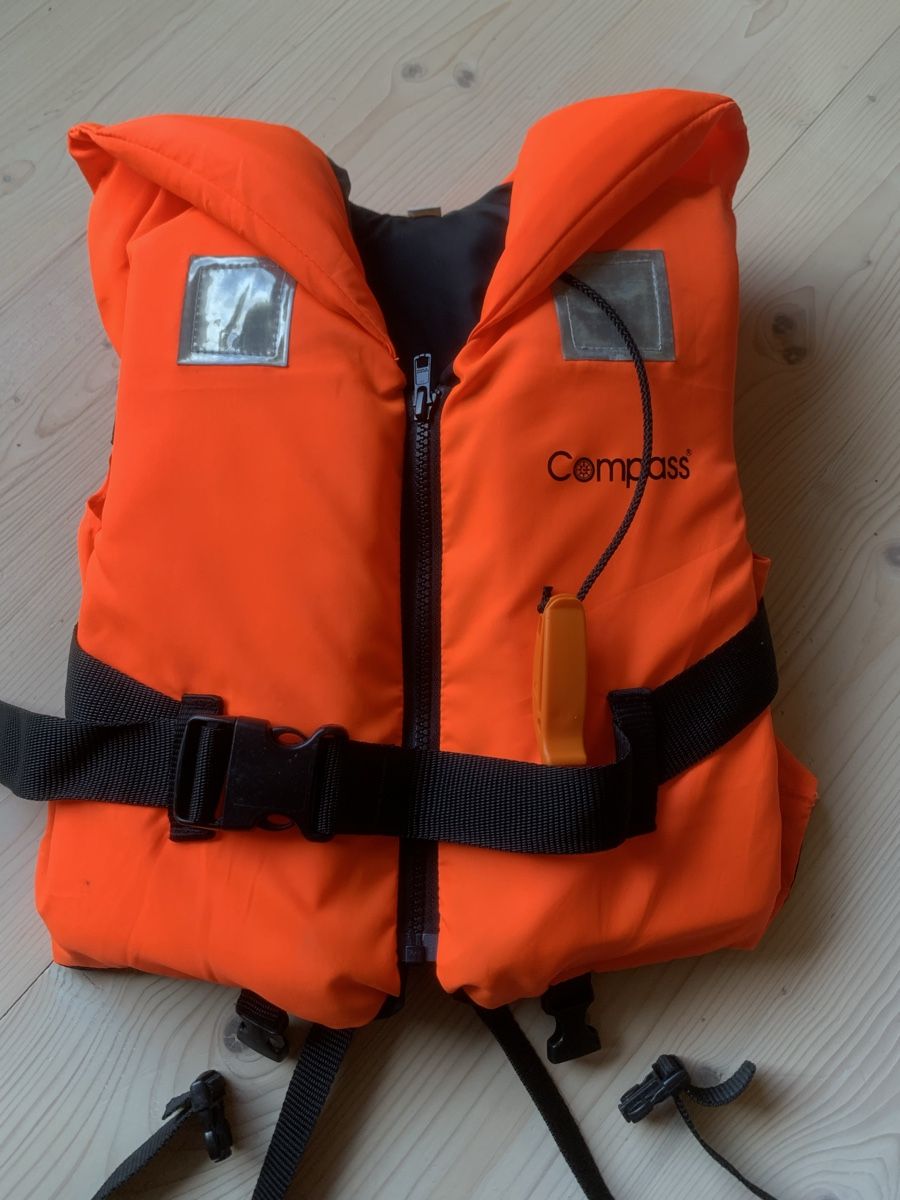 Giubbotti di salvataggio: Schwimmweste 20-30 kg – Usato da Biberist venduto da coffee13