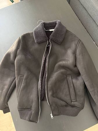 Zara Bomberjacke