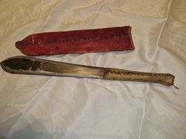 Altes Messer mit Lederscheide, Massai Machete.