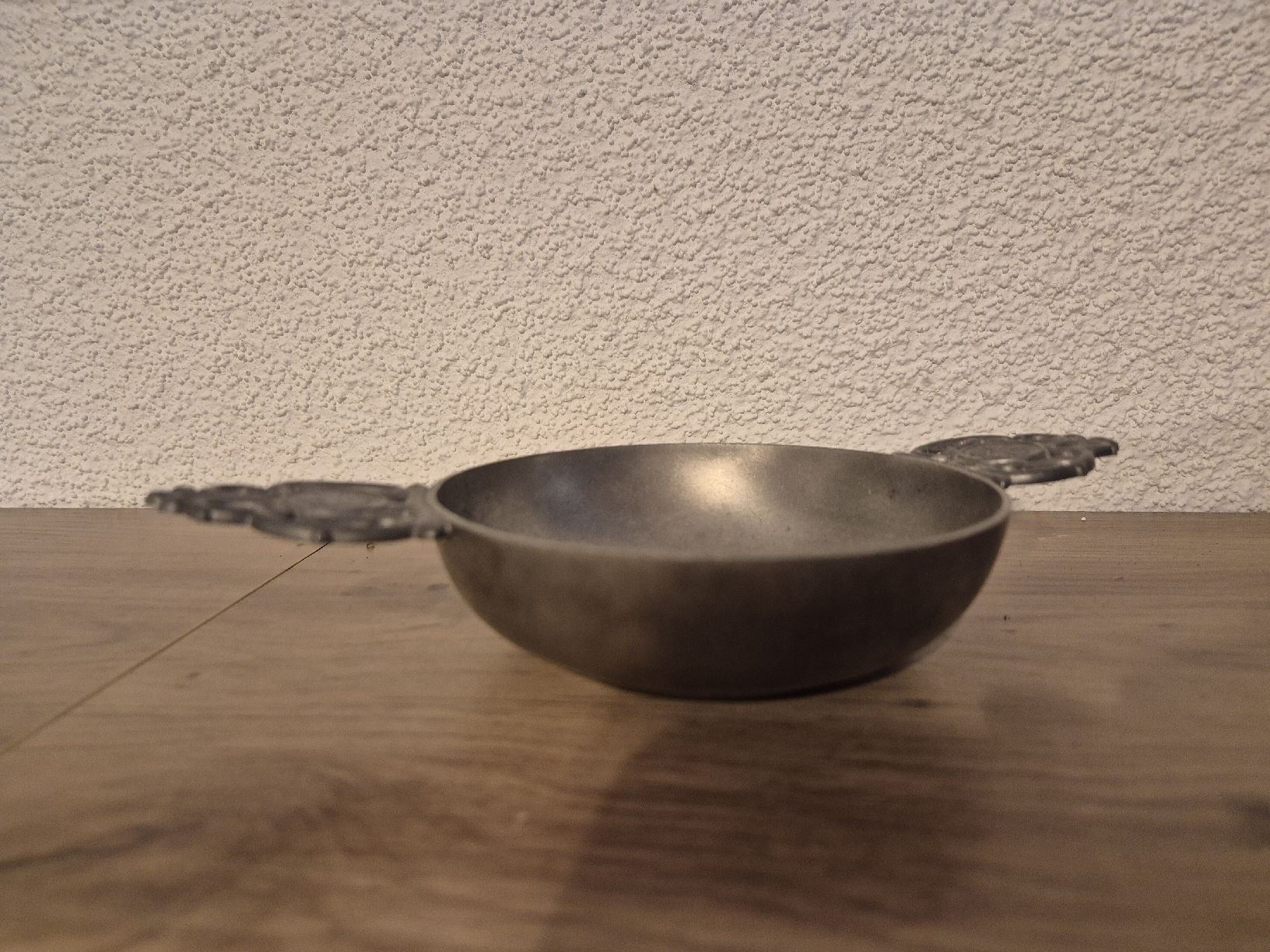 Teller: Dekorativer Teller / Tablett – Gebraucht aus Luzern von kat_6kt5 2