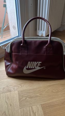 Nike Sporttasche Burgundy