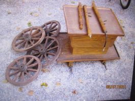 DREHORGEL /WAGEN  UNTERGESTELL MIT RÄDER