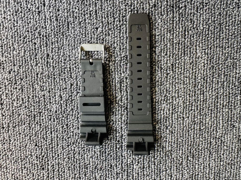 Bracciali & Braccialetti: Bracelet de montre intelligent universel, 22mm noir – Nuovo e nell'imballaggio originale da Bulle venduto da LeMoleson 2