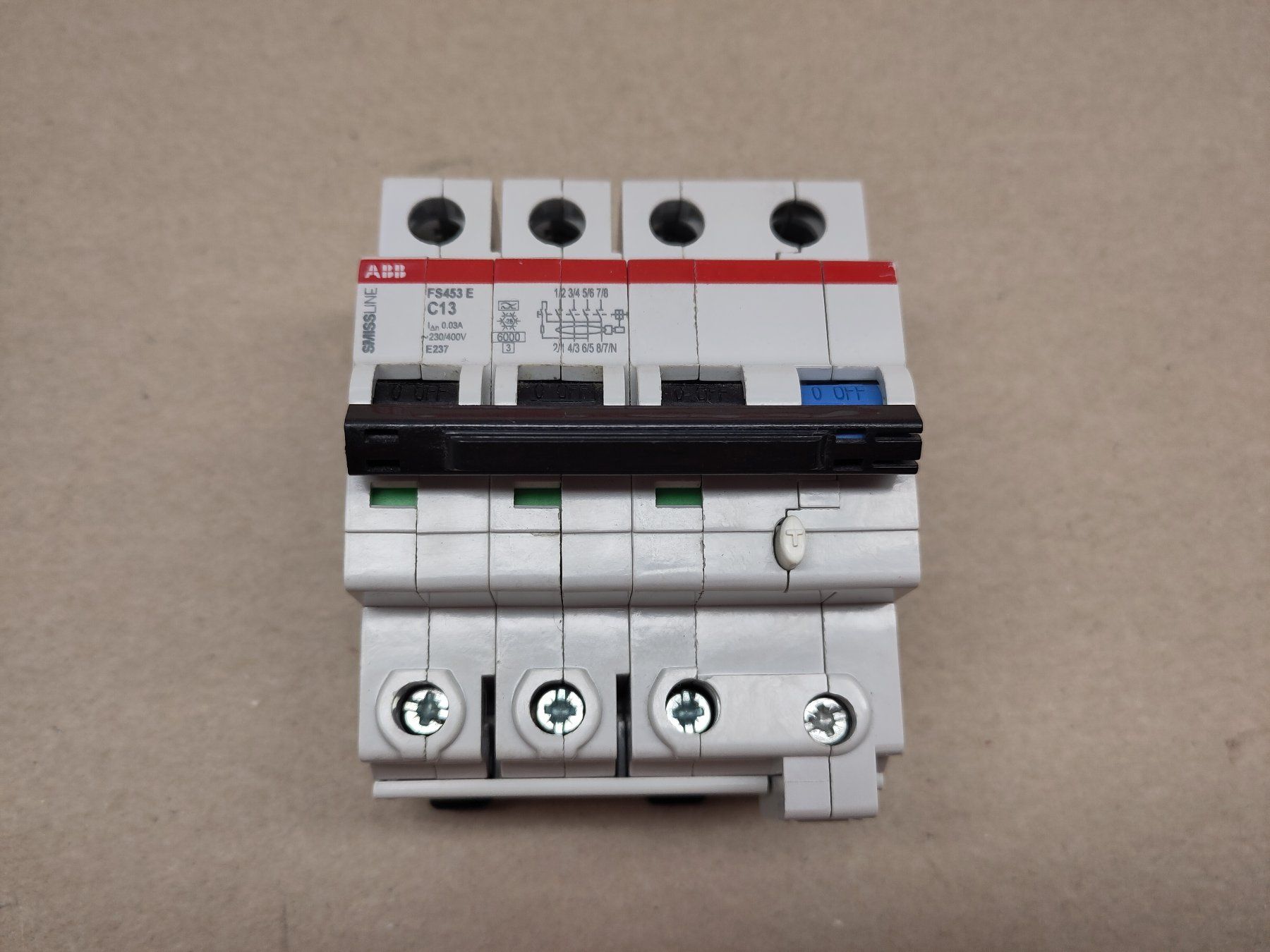 ABB Interrupteurs: FI-LS ABB C 13A 30mA 4polig FS453 E – D'occasion à Schmitten FR par SirLanzelot