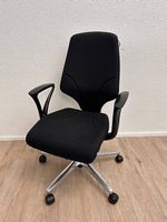 Giroflex 64 Ergonomischer Bürostuhl Alu-Fuss & Kleiderbügel