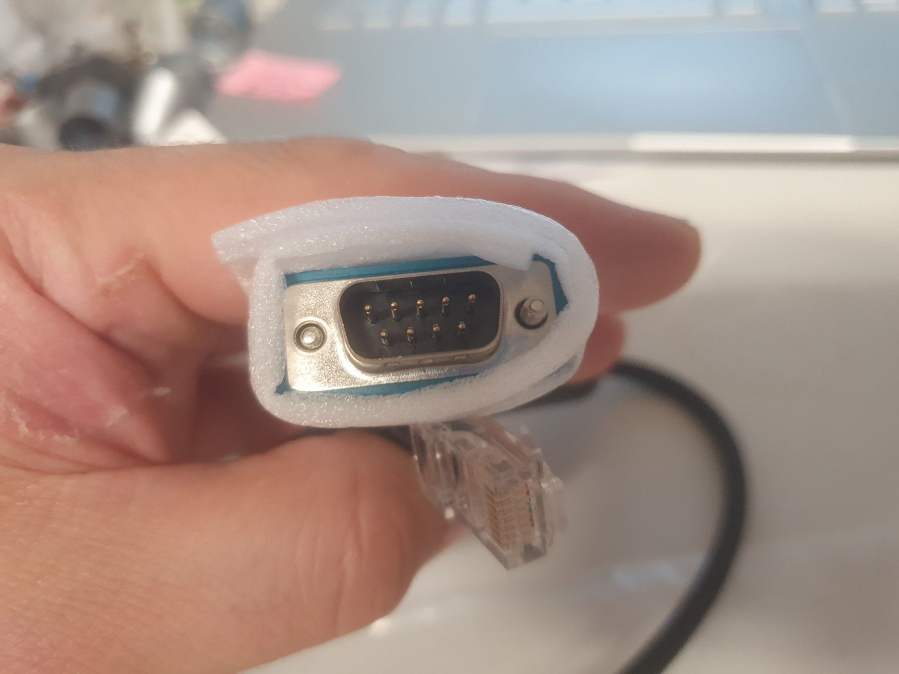 Laufwerke & Adapter: Adapter RJ45 / VGA RJ45-Stecker - VGA Stecker – Neu und originalverpackt aus Zürich von Alibaba1234