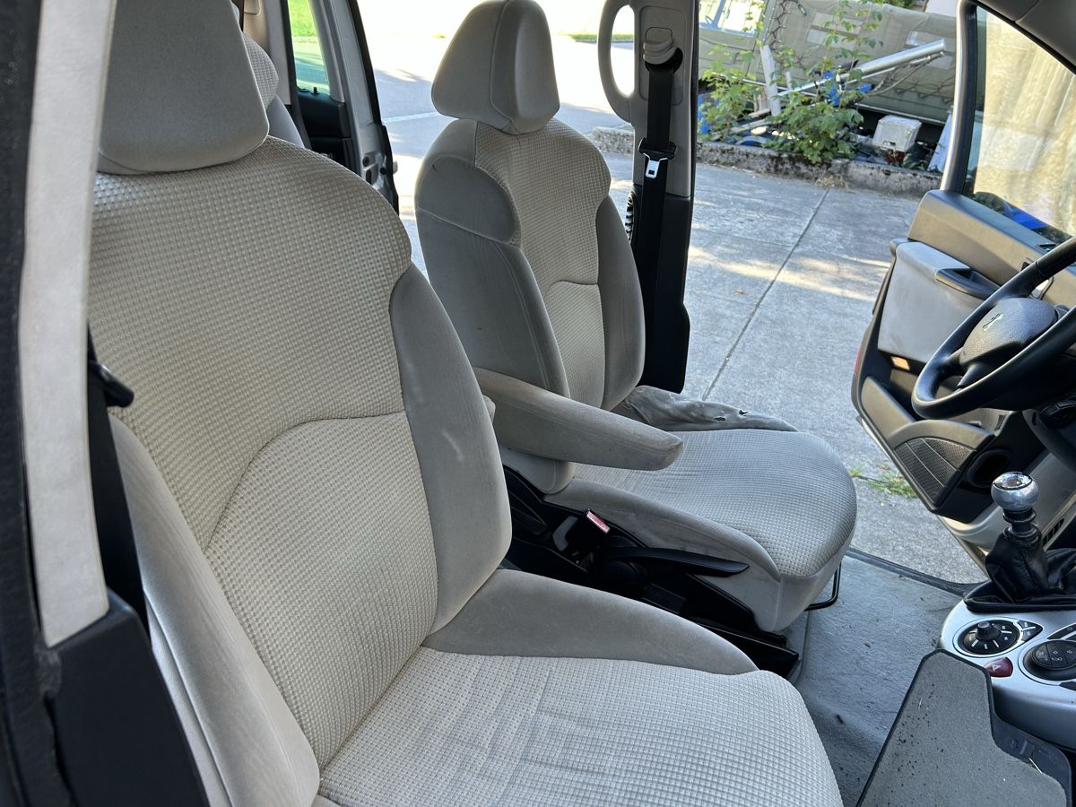 Peugeot Automobili: Peugeot 807 / 8 Plätzer – Usato da Wallbach venduto da SchnellAutomobile 7