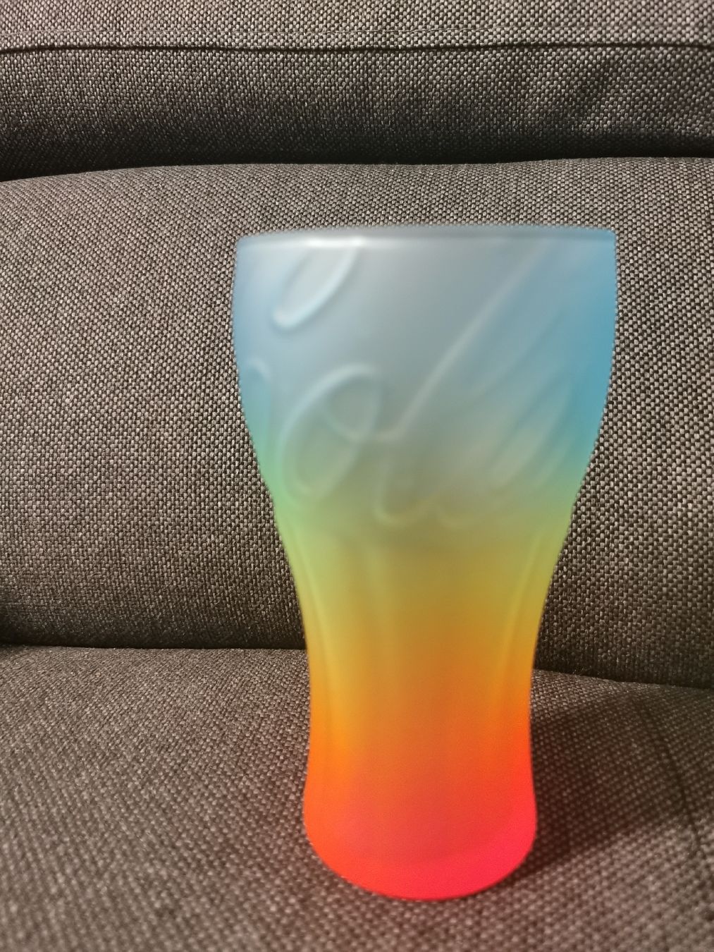 Coca-Cola Bicchieri: Coca Cola Regenbogenglas 2022 – Usato da Buchs SG venduto da and_s6ps 3