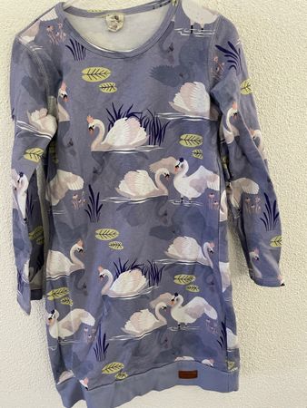 Walkiddy Kleid, Gr. 134 Langarm, Schwan Muster, Top Zustand
