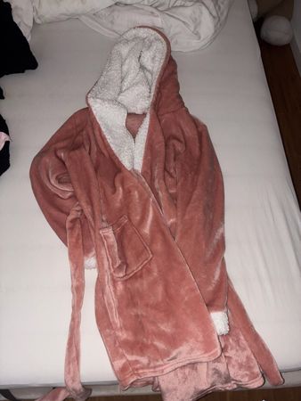 Bademantel Rosa Grösse zirka M neu