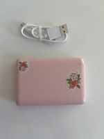 Powerbank pink mit Kabel