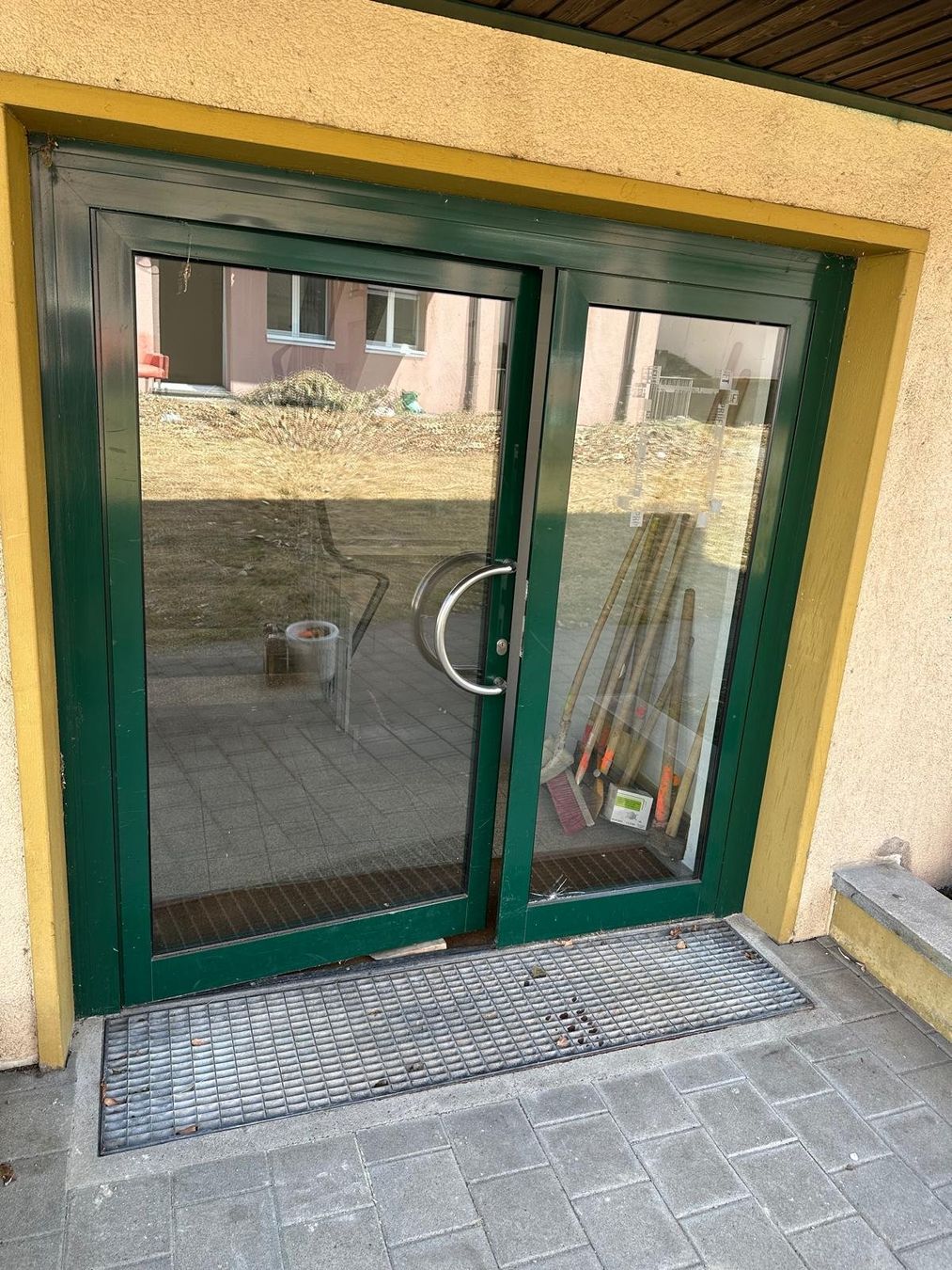 Porte: Haustüre Aluminium – Usato da Spreitenbach venduto da Space_X