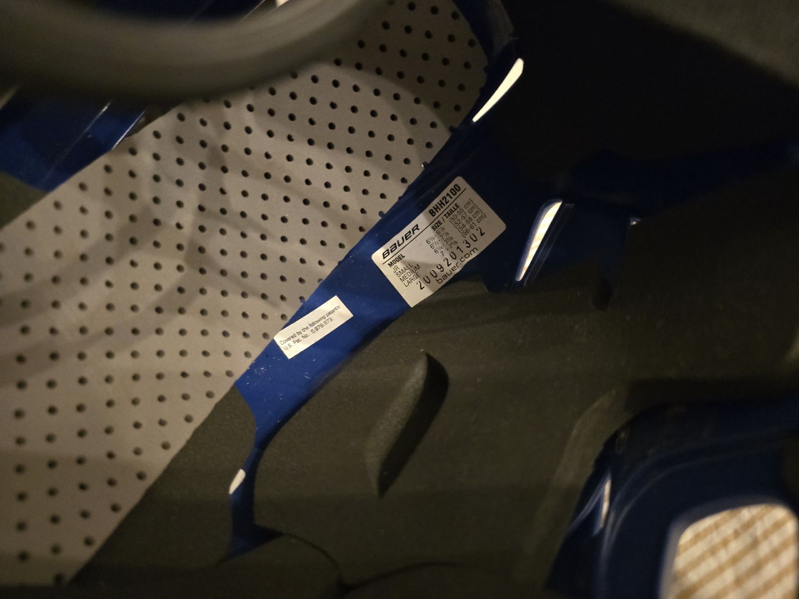 Bauer Casques: Kinderhelm Eishockey Helm Bauer mit Gitter blau – D'occasion à Zürich par SecondAppeal 6