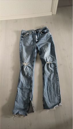 Coole Used-Look Jeans für den Sommer – Gr. M – lässiger Stil