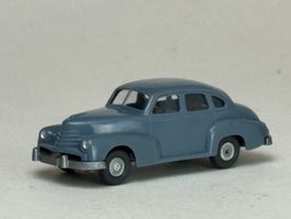 GB- Wiking Opel Kapitän blaugrau