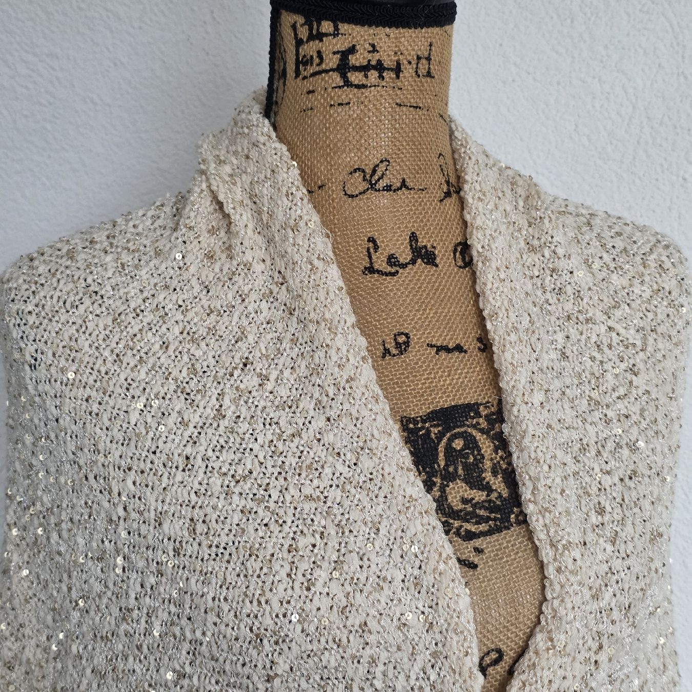 Zara Vestes: Zara Strickjacke mit Pailletten, Grösse  M – Neuf (Voir description) à Rheinsulz par Gilea 2
