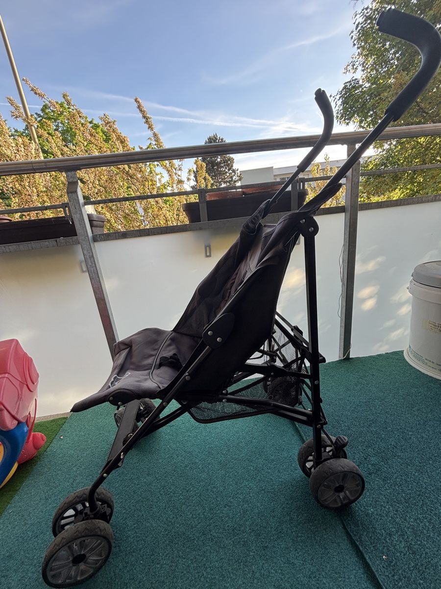 Carrozzine: Lightweight Stroller - Perfect for Summer Adventures! – Usato da Effretikon venduto da mon_r2mf 3