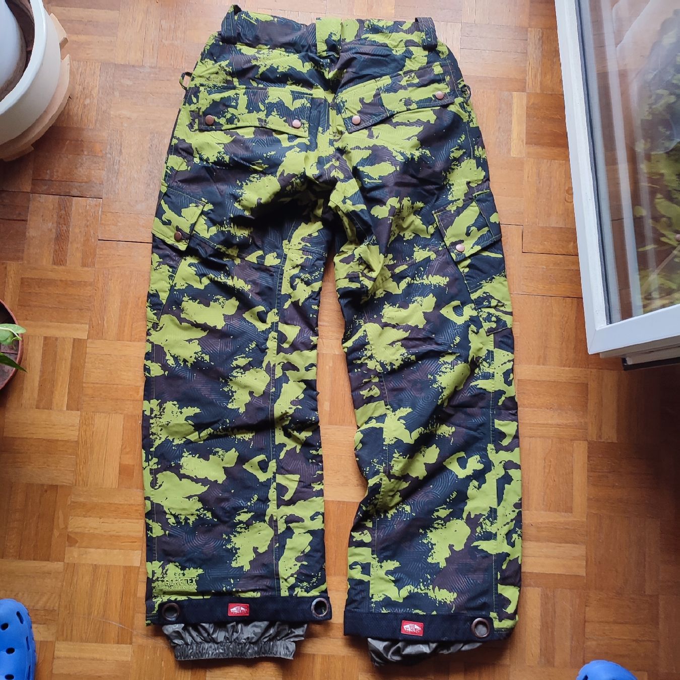 Pantaloni: pantaloni da sci Vans – Usato da Ascona venduto da Artik3 3