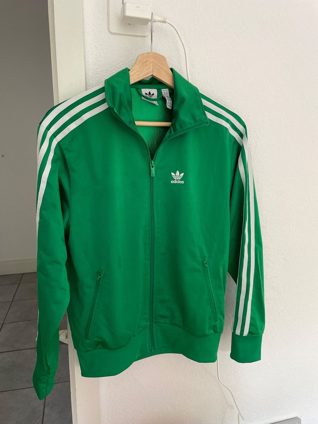 Adidas Giacche: Adidas Firebird Jacke grün – Usato da Bern venduto da aur_2xxr 2