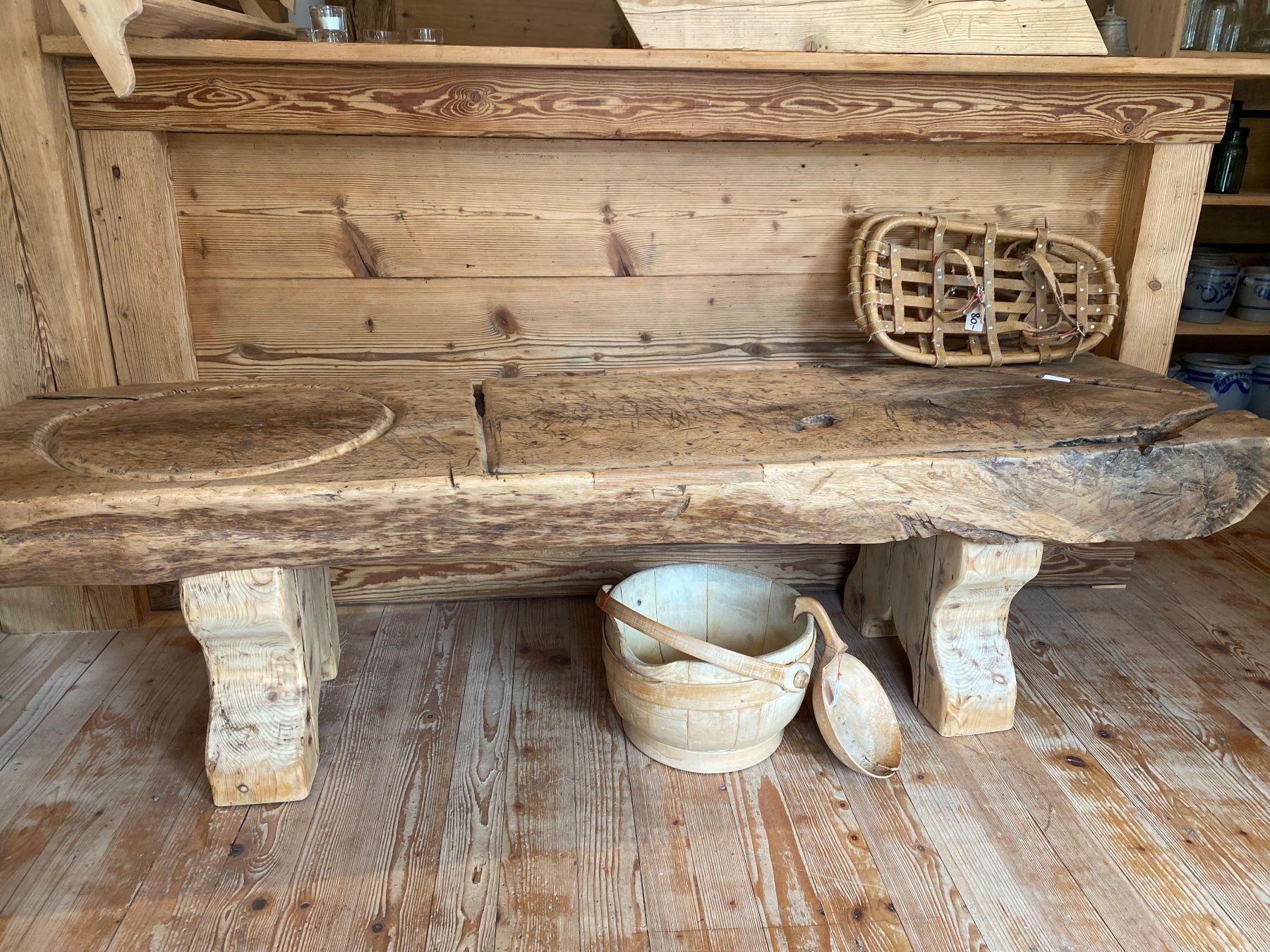 Tavoli: Käse- oder Schlachttisch – Usato da Lenk im Simmental venduto da gwustu 1
