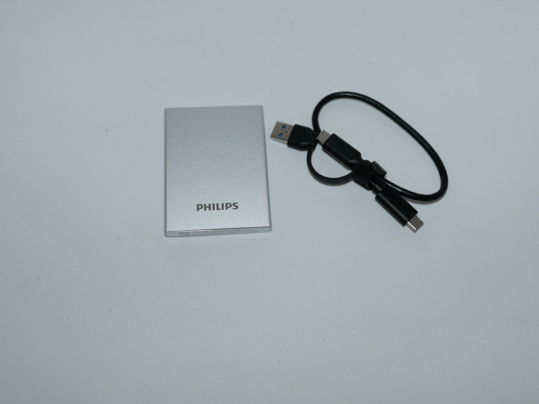 Philips Harddisks: Philips externe SSD 128GB – Neu und originalverpackt aus Winterthur von ray24