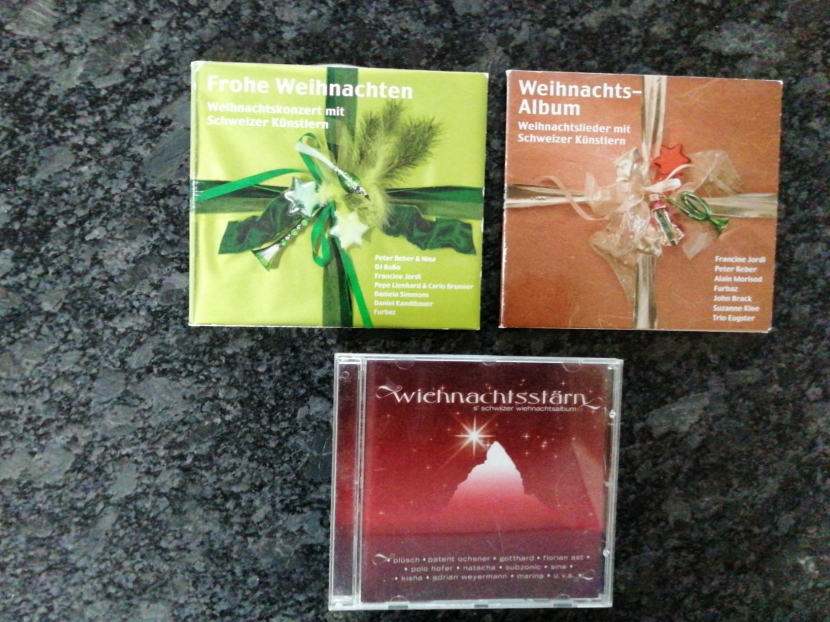 CD: CD Weihnachtslieder Schweizer Künstler – Usato da Illighausen venduto da holzchaefer