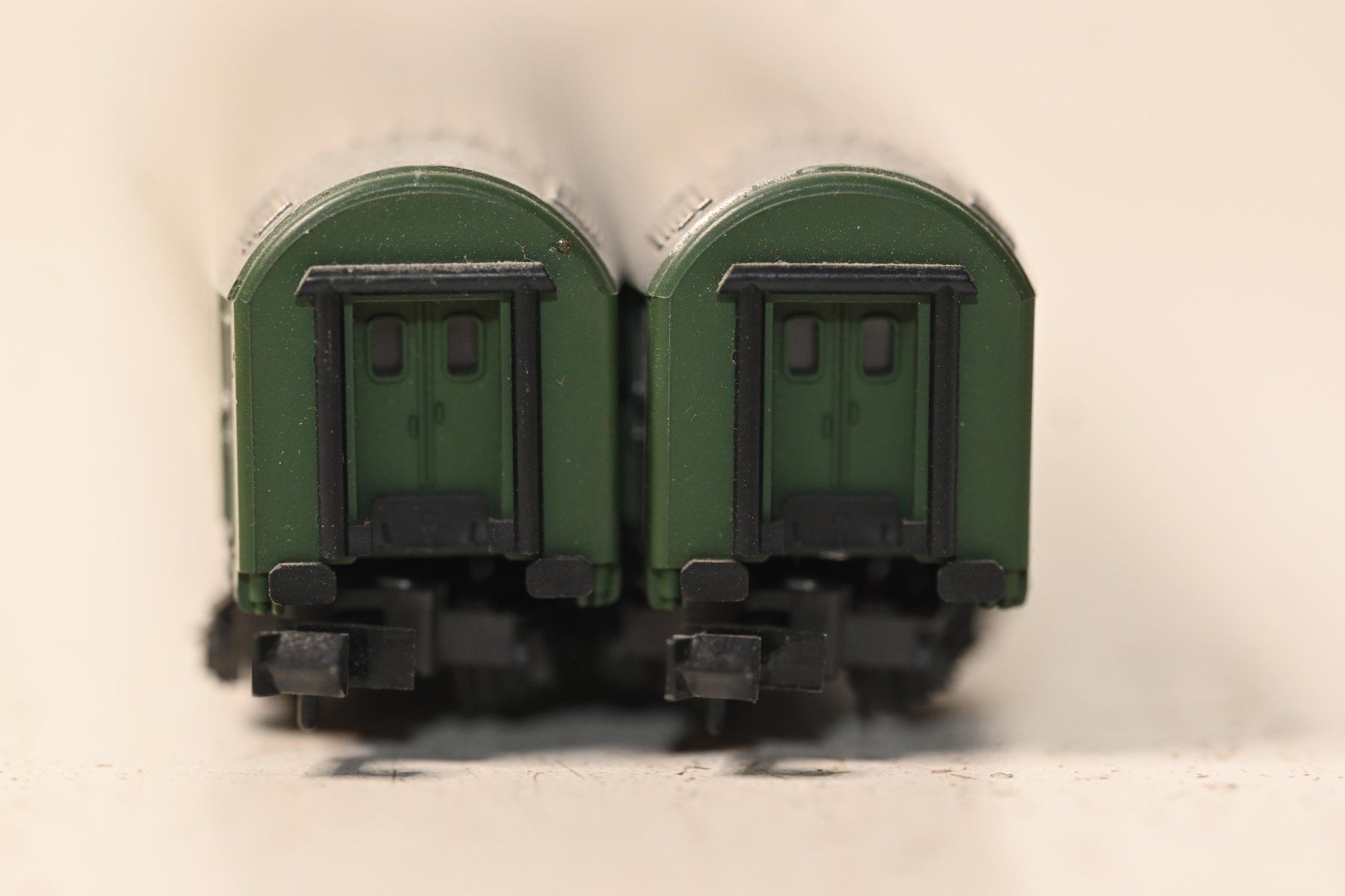 Trix Trains électriques: 2 SBB CFF Personenwagen Minitrix  Spur N – D'occasion à Laupen ZH par Zmoewe 5