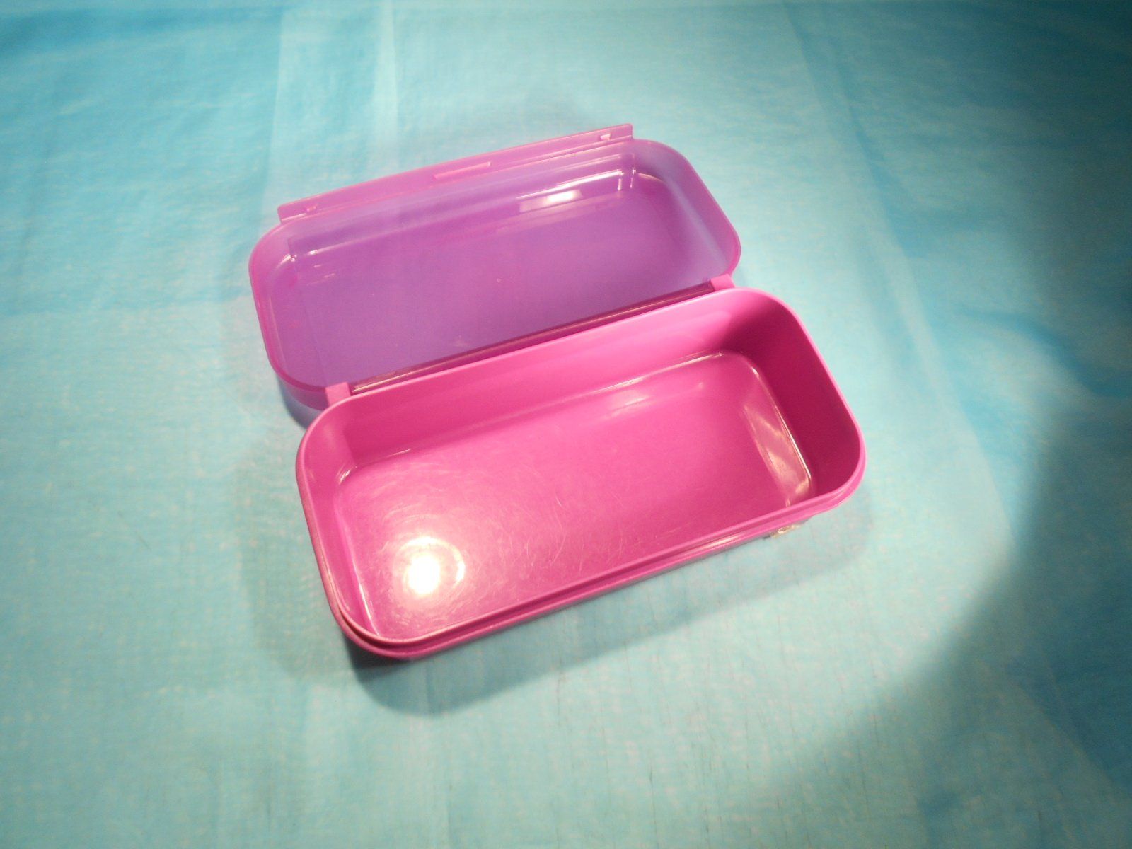 Tupperware Contenitori & Simili: Tupperware Vorratsbehälter, lila, 9.8dl – Usato da Bellach venduto da JingleCherry 3