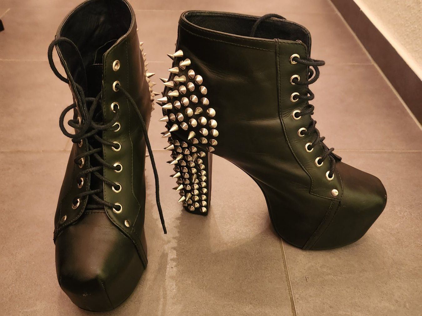 Scarpe da donna: Jeffrey Campbell Plateu Schuhe – Usato da Zürich venduto da SkullLady88 2