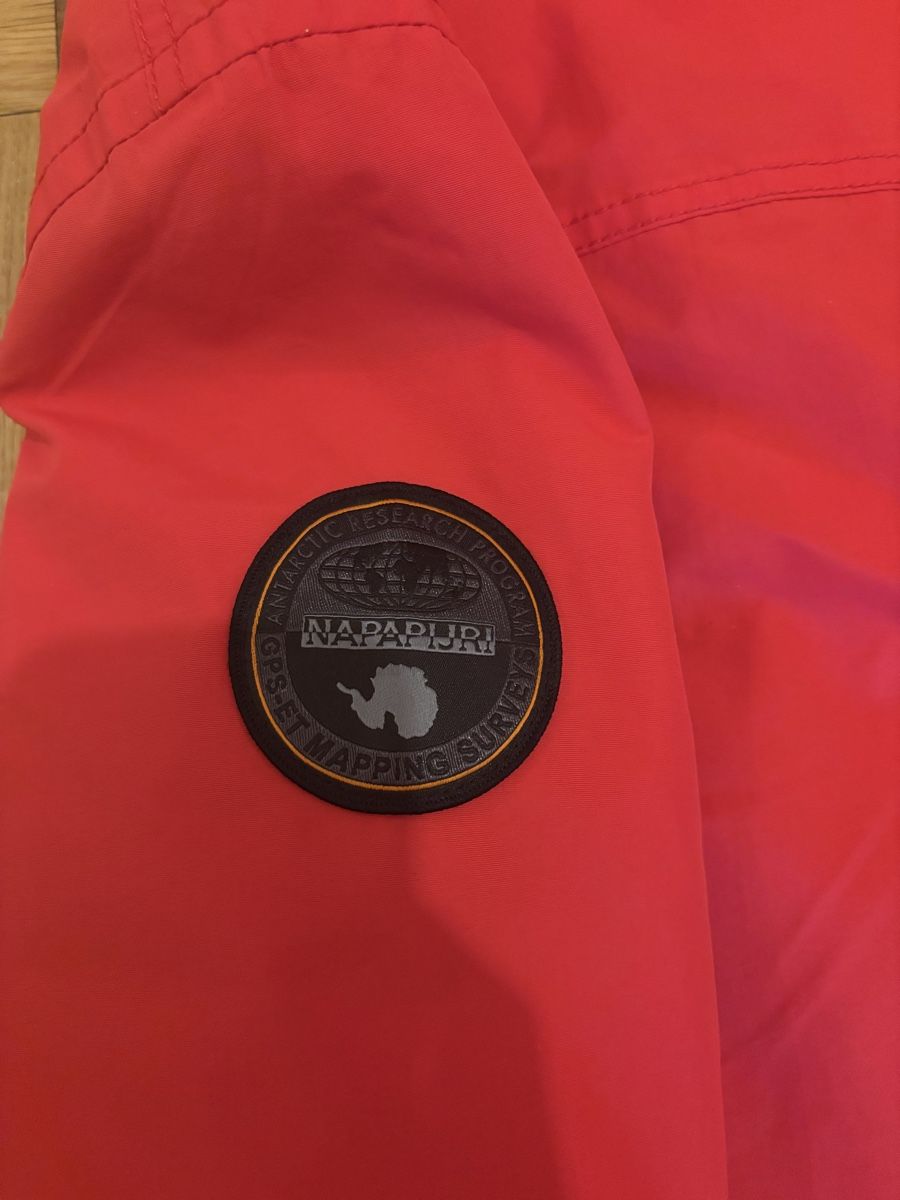 Napapijri Giacche: Veste Napapijri Rouge – Nuovo (secondo la descrizione) da Le Grand-Saconnex venduto da pat_9wgt 5